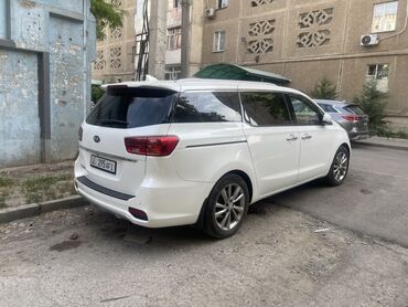 Kia: Kia Carnival: 2019 г., 2.2 л, Автомат, Дизель, Минивэн — 18