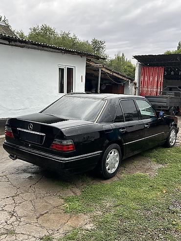 5: Mercedes-Benz E-Class: 1994 г., 2.2 л, Механика, Бензин, Седан — 4
