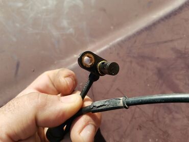 Auto delovi: Zadnji ABS senzor brzine Lada 21214i Niva. Polovno, kao novo — 8