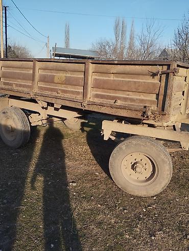 Traktorlar: Minsk MTZ Belarus 80.1 traktor - Rəng: mavi, kabinalı - Ön təkərlər — 21