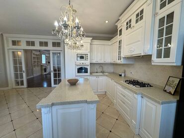 купи продай бишкек недвижимость: 5 жана андан көп, 214 кв. м, Элитка, 9 кабат, Дизайнердик ремонт