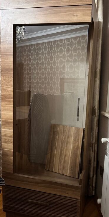 Açılan, 1 qapı Düz dolab, Qarderob, paltar dolabı