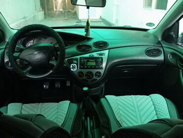 Ford: Ford Focus: 2002 г., 1.6 л, Механика, Бензин, Хэтчбэк — 7