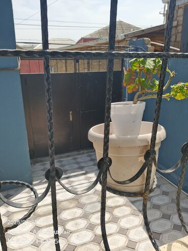Həyət evləri və villaların satışı: 3 otaqlı, 95 kv. m, Kredit yoxdur, Yeni təmirli — 30