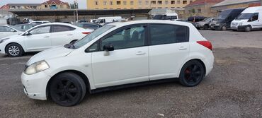 Nissan: Nissan Tiida: 1.8 l | 2007 il Hetçbek — 14
