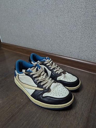 обувь drop: Продаю в идеальном состоянии легендарные Air Jordan 1 Low 'Travis — 2