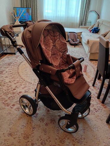 Modullu arabalar: Transformer araba, Adamex, İşlənmiş, Yaş: 30 ay, Ünvandan götürmə -da lalafo.az — 13 Modullu arabalar: Transformer araba, Adamex, İşlənmiş, Yaş: 30 ay, Ünvandan götürmə — 13