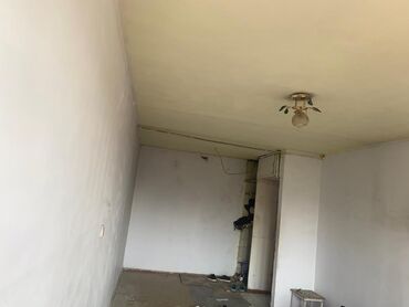 квартира сточный бишкек: 1 комната, 18 м², Общежитие и гостиничного типа, 4 этаж, Старый ремонт