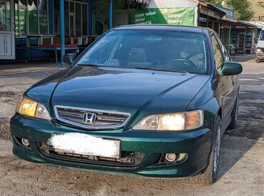 автомобиль для продажи: Honda Accord: 2001 г., 2.3 л, Механика, Бензин, Хэтчбэк