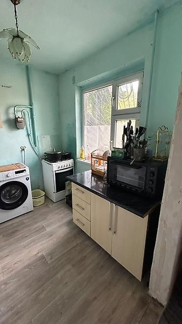 куплю квартиру бишкек: 3 комнаты, 58 м², 9 мкр 104 серия, 1 этаж — 6
