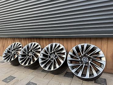 машина 14: Литые Диски R 18 Lexus, Комплект, отверстий - 5, Б/у — 1
