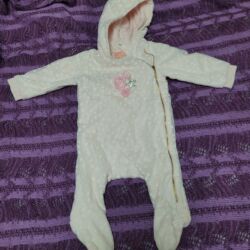 комбинезон для новорожденных зимний: Продаю комбинезон для ребёнка 0-9 месяцев всего 800с