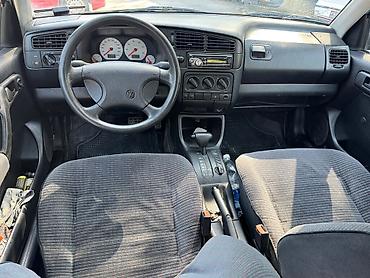 wv caddy: Volkswagen Golf: 1992 г., 1.6 л, Автомат, Газ, Хэтчбэк — 3