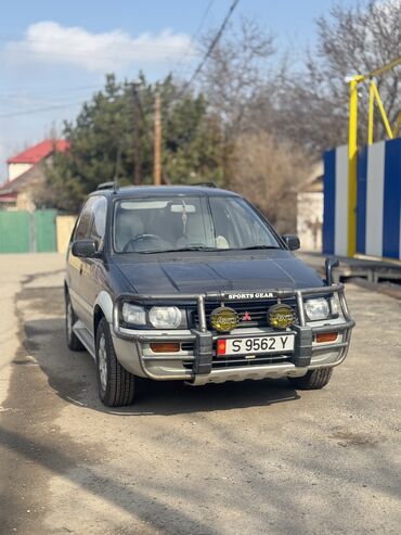 Mitsubishi: Mitsubishi RVR: 1993 г., 2 л, Автомат, Бензин, Кроссовер