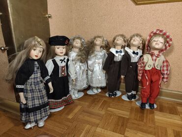 Figure: Set figura, bоја - Šareno, Upotrebljenо — 15