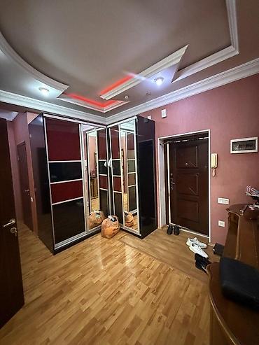 yeni guneşli: 2 otaqlı, Yeni tikili, m. 8 Noyabr, 86 kv. m — 4