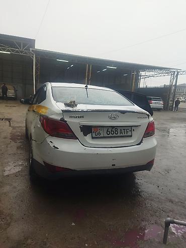 Hyundai: Hyundai Solaris: 2015 г., 1.6 л, Механика, Бензин, Седан — 13