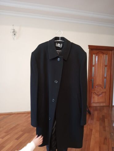 palto qara: Пальто