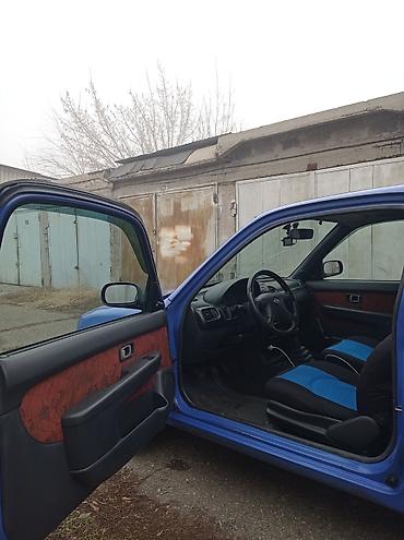 Nissan: Nissan Micra: 2000 г., 1.3 л, Механика, Бензин, Седан — 7