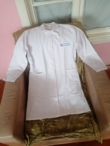 Tibbi geyim: Salam aleykum Kişi ve Qadin ücün az geyinilmiş tibbi xalatlar satiram -da lalafo.az — 26 Tibbi geyim: Salam aleykum Kişi ve Qadin ücün az geyinilmiş tibbi xalatlar satiram — 26