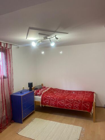 Dugoročni najam stanova: 3 sobe — 4