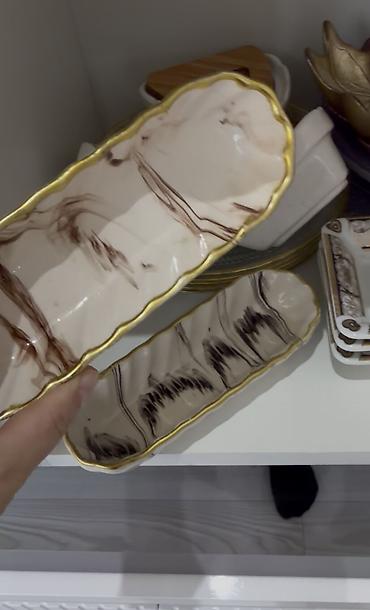 güllü tort: Tort və şiriniyyat qabı, rəng - Ağ, Keramika — 10