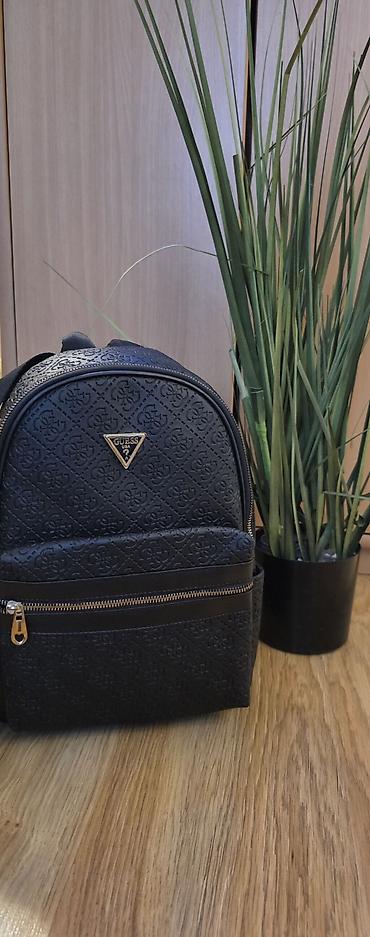 Modni rančevi: GUESS LOUISS VUITTON MICHAEL KORS. Elegantne damske torbe – crna — 6