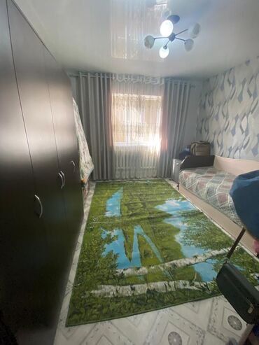 куплю квартиру в токмоке: 3 комнаты, 63 м², Индивидуалка, 1 этаж, Косметический ремонт
