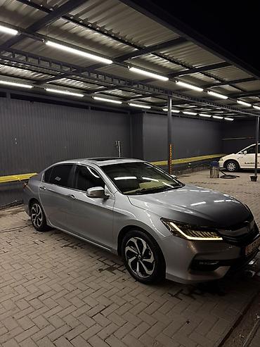 бампер на лупарик: Honda Accord: 2017 г., 2.4 л, Автомат, Бензин, Седан — 3