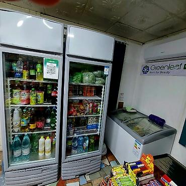 выпечки на продажу: Продуктовый магазин Ассортимент: - Свежие фрукты и овощи: яблоки — 4