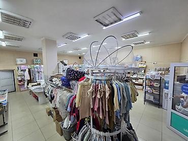 продаю или меняю на: Сдаётся коммерческое помещение 106кв.м. на Орто-Сайском рынке — 5