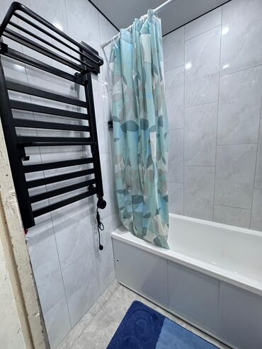 Ванны: Представляем комплект для ванной комнаты, включающий белую ванну — 10