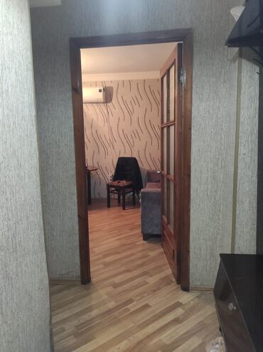 Uzunmüddətli kirayə mənzillər: Şəhərin mərkəzi sahil və 28 may metrosuna tam yaxın tam təmirli mənzil — 6