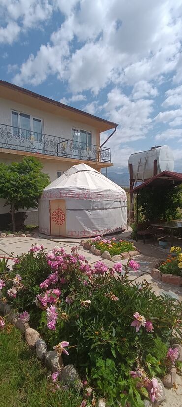 Иссык-Куль 2025: Коттедж, гостевой дом Каныкей Тамчы, Детская площадка, Барбекю, Парковка, стоянка — 15