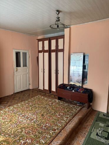 продаю дом в рассрочку в бишкеке: Үй, 112 кв. м, 3 бөлмө, Кыймылсыз мүлк агенттиги, Косметикалык оңдоо