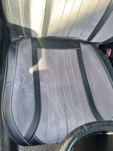 подлокотник на гольф 4: Чехлы Алькантара, С подушкой, цвет - Серый, Universal Seat cover