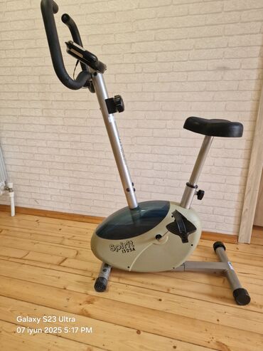 Velotrenajorlar: Spirit I325A velotrenajoru. Evdə idman etmək üçün əlverişli və
