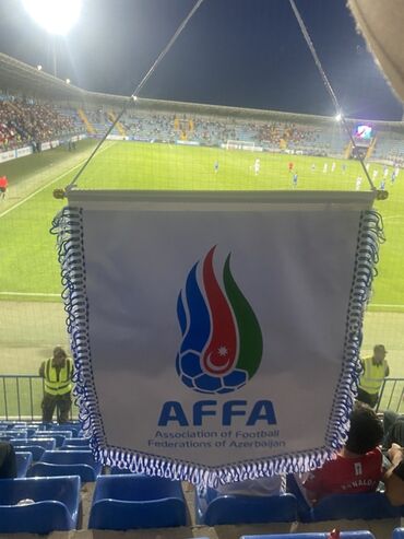 karabağ ajax bilet: AFFA xatirə pannosu – ikiüzlü asılan bayraq tipli suvenir - Ön tərəf