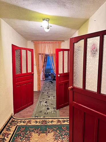Продажа барачных домов: 🏡 Продаётся уютный дом в Рабочем городке ✨ 📍 Локация — прямо напротив — 6