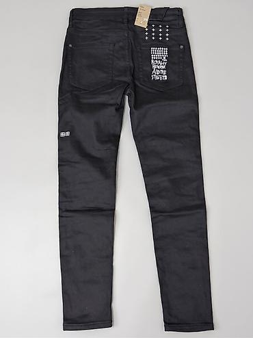 snickers kg: Slim\Skinny джинсы Ksubi
Новые
29 размер (160-170)
Бирки прилагаются — 1