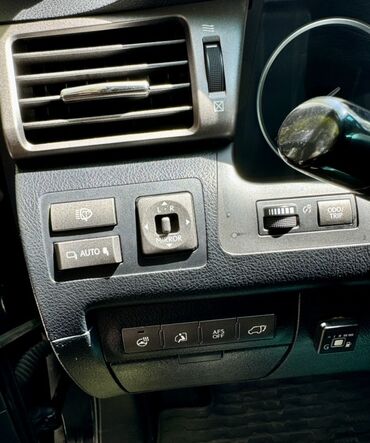 Lexus: Lexus LX: 2011 г., 5.7 л, Автомат, Газ, Внедорожник — 7