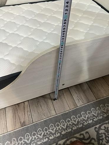 bunk bed: Односпальная кровать, Новый, С матрасом, длина - 195 см — 2