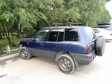 рав 4 1996: Toyota RAV4: 1995 г., 2 л, Автомат, Кроссовер — 2