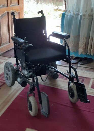 Инвалидные коляски: Əlil arabası