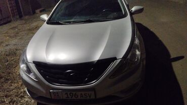 купить машину в рассрочку: Hyundai Sonata: 2011 г., 2 л, Типтроник, Газ, Седан