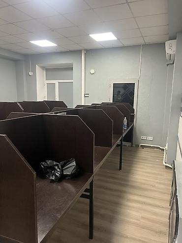 парты для офиса: Офисный стол, Б/у, Нерегулируемый, цвет - Коричневый, Прямоугольный, ЛДСП — 4