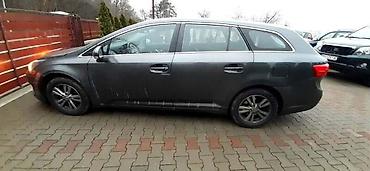 prolupao motor: TOYOTA AVENSIS DELOVI 2012. GOD. - KOMPLETAN AUTO U DELOVIMA | — 2