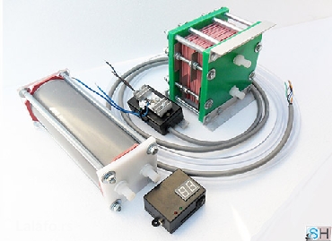 akumulator: HHO Sistem za ustedu goriva Sistem proizvodi HHO gas koji u
