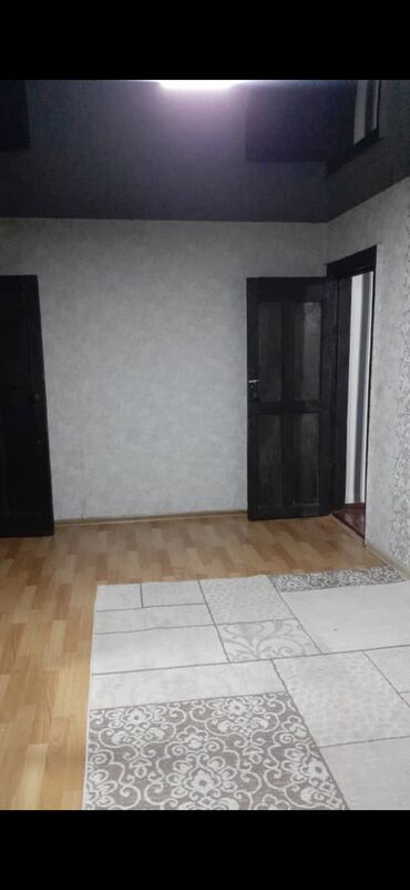 однушка хрущевка: 2 бөлмө, 48 кв. м, Хрущевка, 5 кабат, Косметикалык ремонт