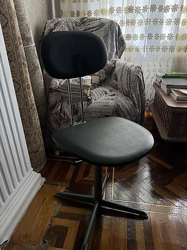 süni dəri: Erqonomik fırlanan oturacaq – tənzimlənən bel dayaqlı - Ofis, studiya — 1